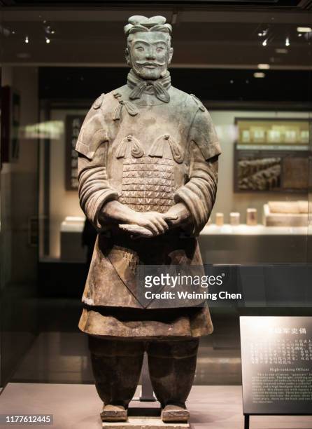 terracotta warriors and horses of qin dynasty - mausoleum of the first qin emperor stock pictures, royalty-free photos & images