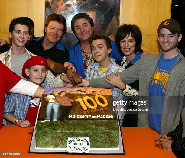 Justin Berfield, Erik Per Sullivan, Bryan Cranston, Linwood Boomer, Frankie Muniz, Jane Kaczmarek and Christopher Kennedy Masterson