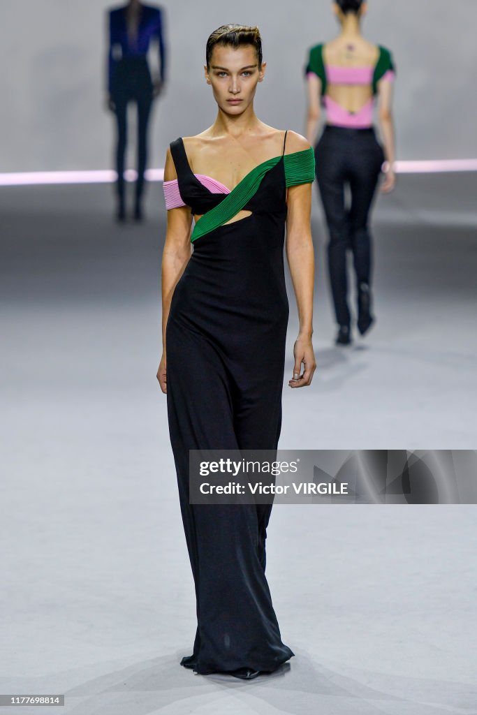 Haider Ackermann : Runway - Paris Fashion Week - Womenswear Spring Summer 2020