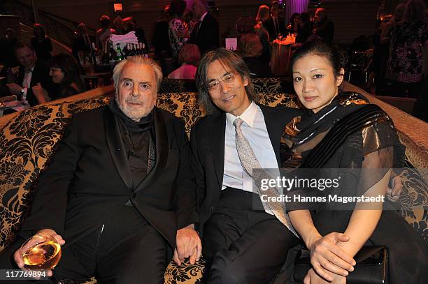 Actor Maximilian Schell, conductor Kent Nagano and his wife Mari attend the Bernhard Wicki Award 'Die Bruecke - Der Friedenspreis des Deutschen Films...