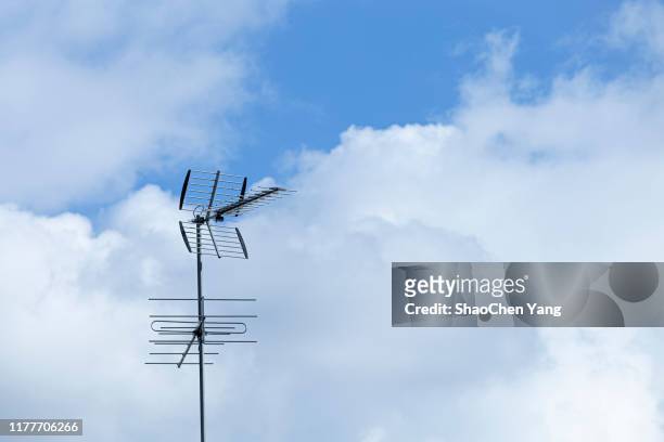 television antenna cable - telecom tower stock pictures, royalty-free photos & images