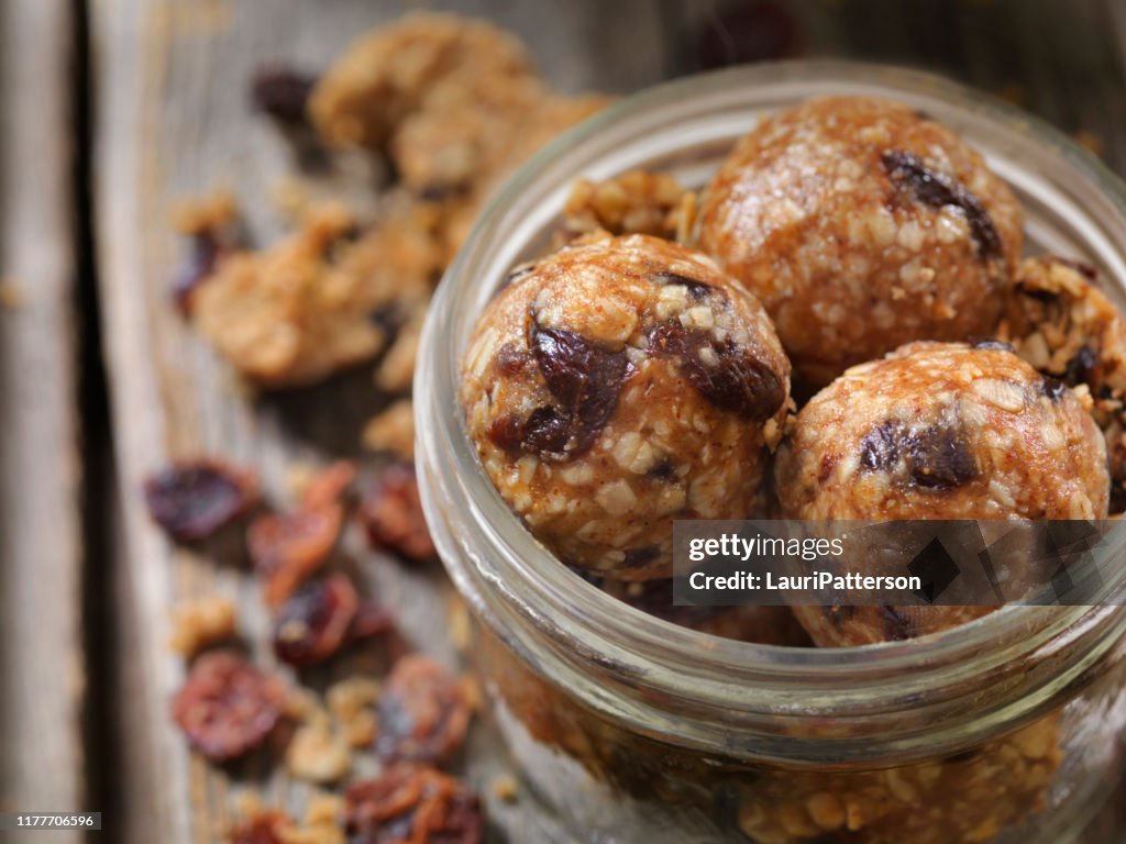 Dried Cranberry and Oat Energy Balls