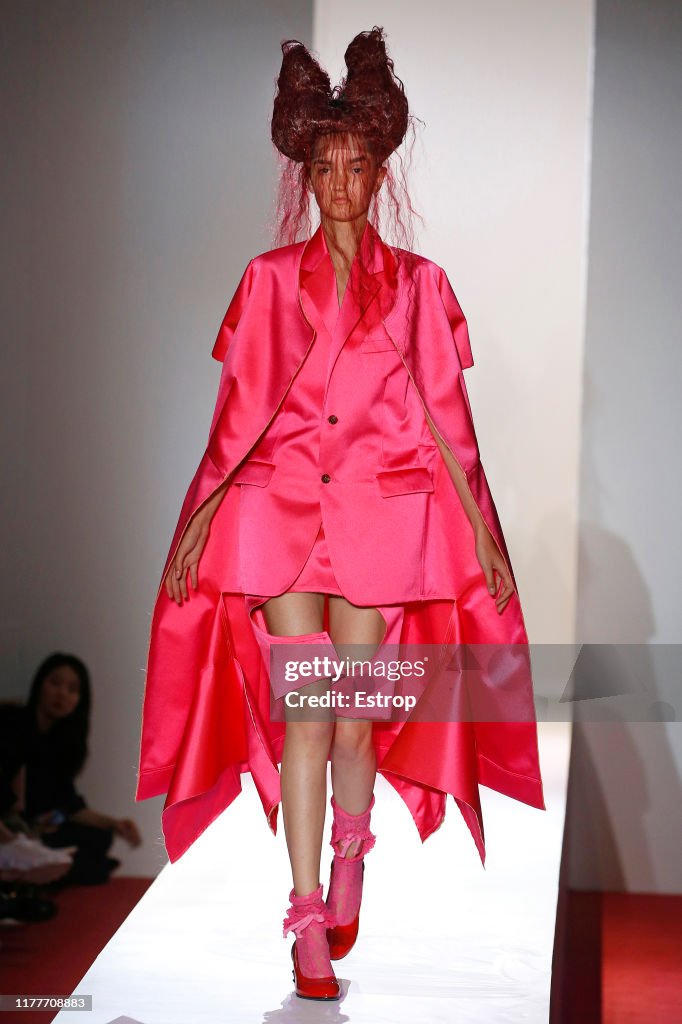 Comme des Garcons : Runway - Paris Fashion Week - Womenswear Spring Summer 2020