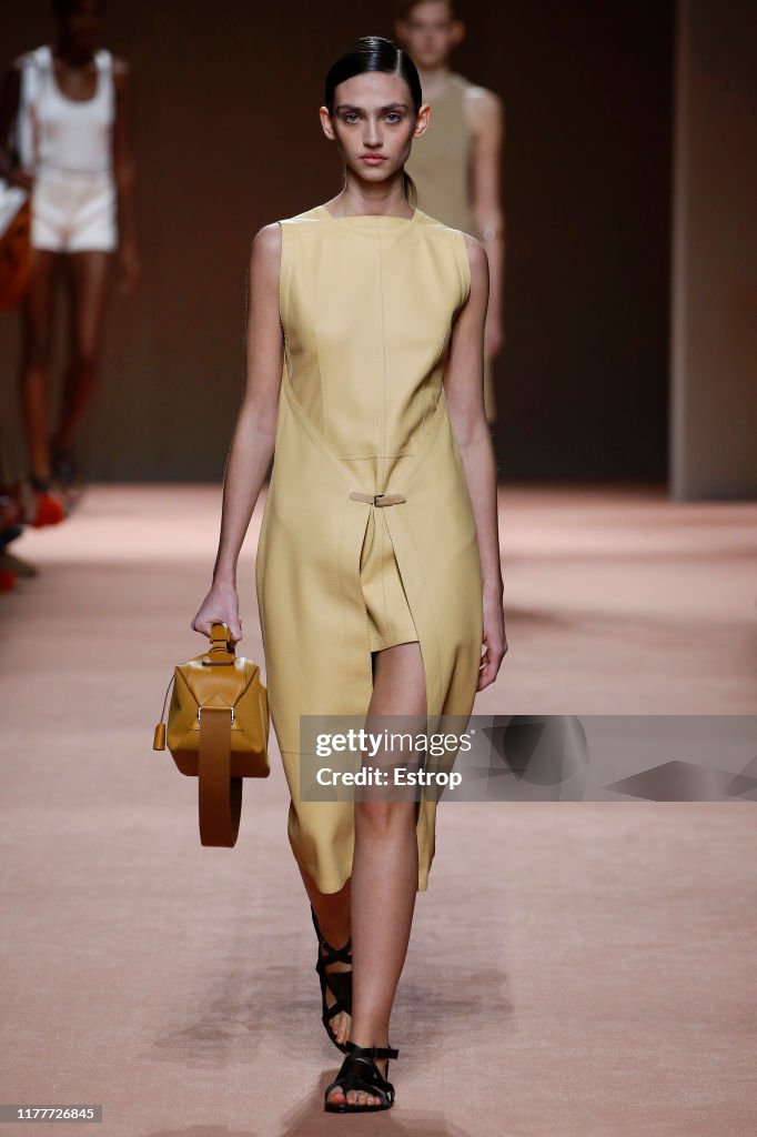 Hermes : Runway - Paris Fashion Week - Womenswear Spring Summer 2020