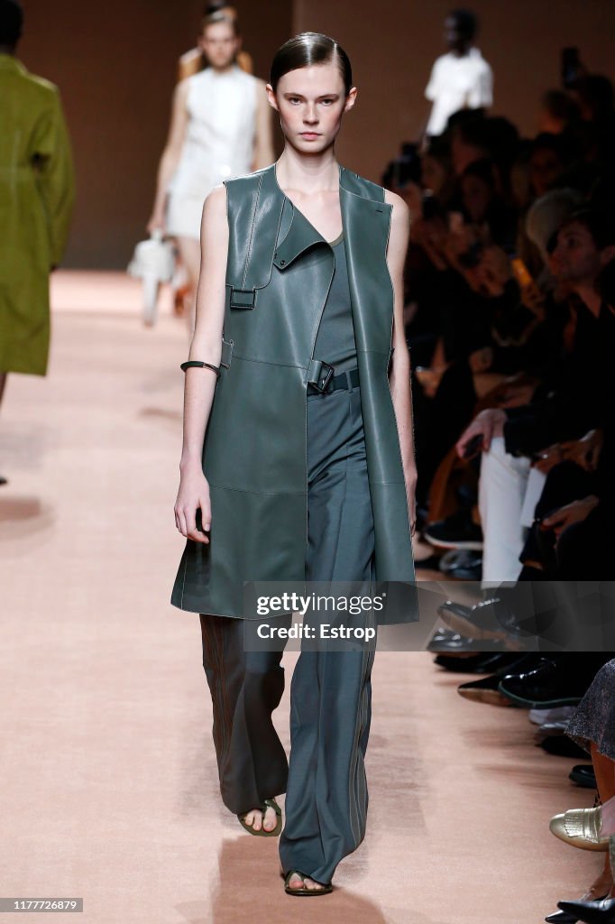 Hermes : Runway - Paris Fashion Week - Womenswear Spring Summer 2020