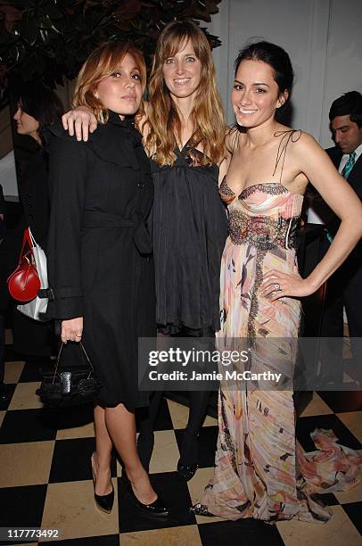 Fabiola Beracasa, Amanda Brooks and Dr. Lisa Airan