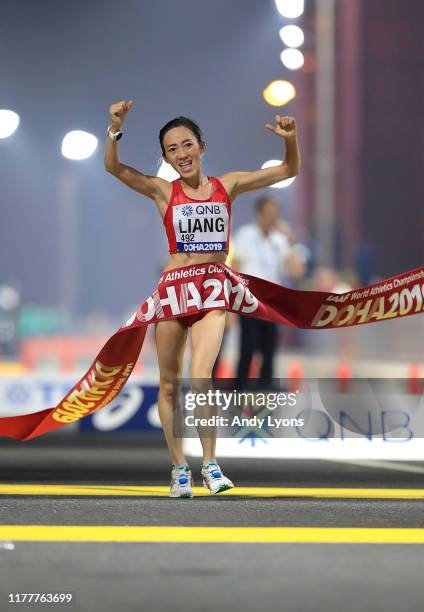Ee Rui Leang 90 Liang Rui Photos & High Res Pictures - Getty Images