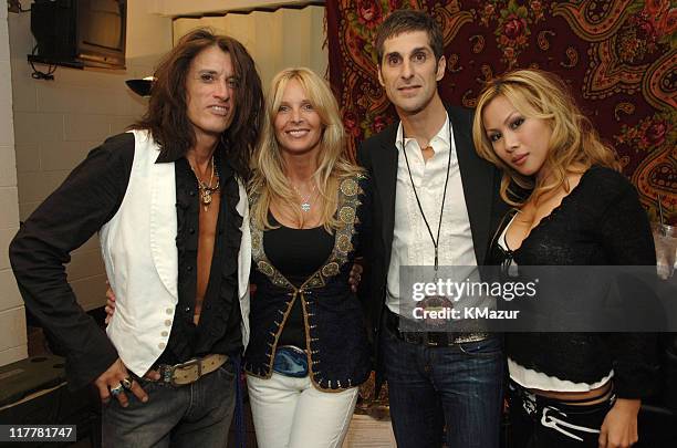 Joe Perry of Aerosmith, Billie Perry, Perry Farrell and wife Etty