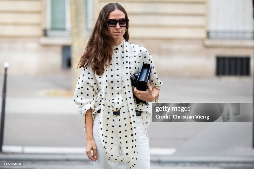 Street Style : Paris Fashion Week - Womenswear Spring Summer 2020 : Day Six