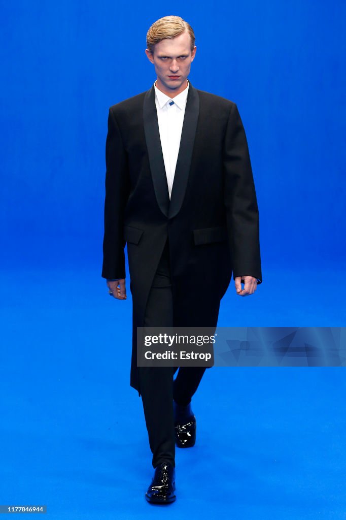 Balenciaga : Runway - Paris Fashion Week - Womenswear Spring Summer 2020
