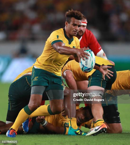 Will Genia of Australia prepares to kick the ball upfield during the Rugby World Cup 2019 Group D game between Australia and Wales at Tokyo Stadium...