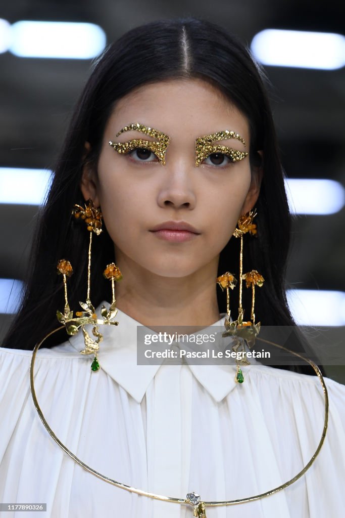 Valentino : Runway - Paris Fashion Week - Womenswear Spring Summer 2020