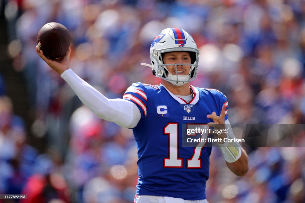 New England Patriots v Buffalo Bills