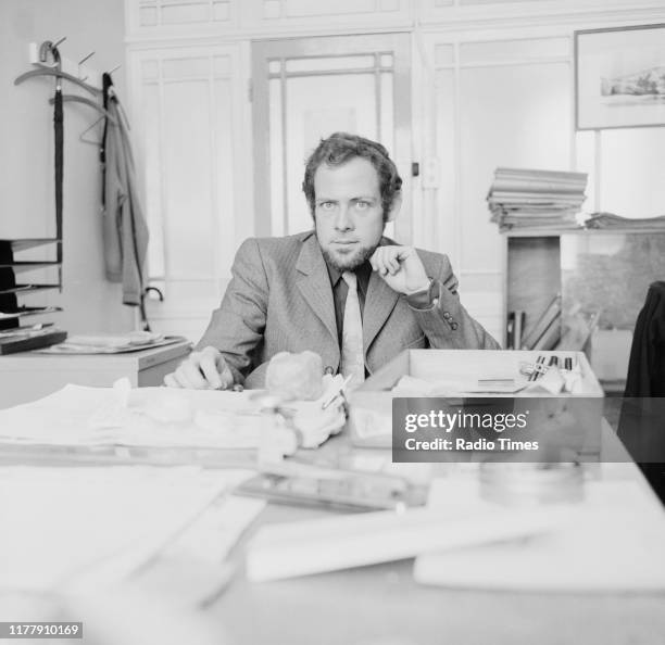 54 Barry Cunliffe Photos & High Res Pictures Getty Images