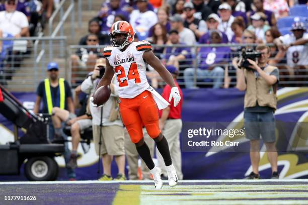 Nick Chubb of the Cleveland Browns celebrates after rushing for a second half touchdown against the Baltimore Ravesn at M&T Bank Stadium on September...