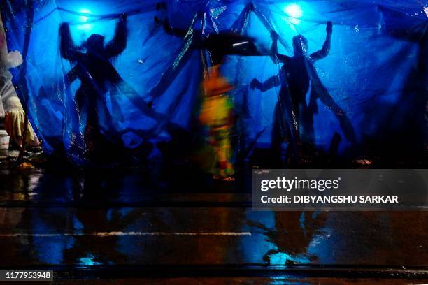 Kali Silhouette Photos and Premium High Res Pictures - Getty Images
