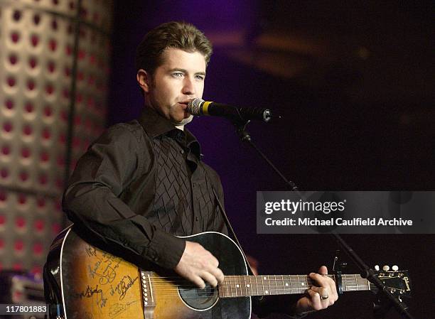 Josh Turner performs at the Academy of Country Music's New Artist Show