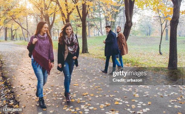 Olging 10,108 Men Ogling Women Stock Photos, High-Res Pictures, and Images ...