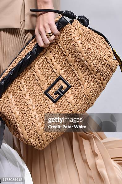 Givenchy : Runway - Paris Fashion Week - Womenswear Spring Summer 2020 Givenchy : Runway - Paris Fashion Week - Womenswear Spring Summer 2020