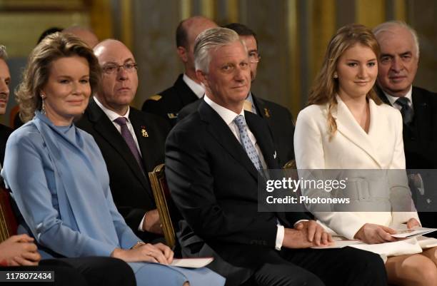 - Cérémonie organisée à l'occasion des 18 ans de la princesse Elisabeth,Duchesse de Brabant - Viering van de 18de verjaardag van prinses Elisabeth,...