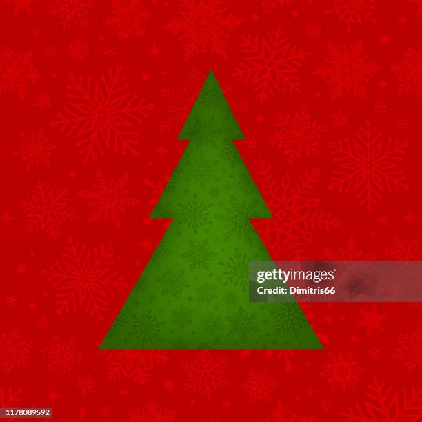 illustrazioni stock, clip art, cartoni animati e icone di tendenza di albero di natale verde su sfondo rosso strutturato. biglietto d'auguri per le vacanze. - carta regalo strappata