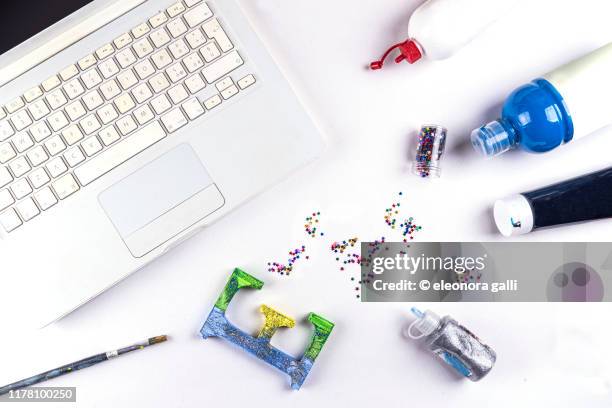 Tutorial With Images 1,190 Tutorial Page Stock Photos, High-Res Pictures, and Images - Getty ...