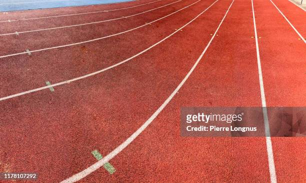 athletics track, close up - sprint track stock pictures, royalty-free photos & images