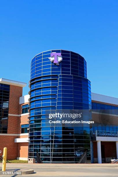 Tarleton Lab 47 Tarleton State University Stock Photos, High-Res Pictures, and ...