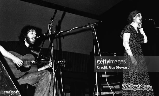 Richard and Linda Thompson perform on stage at Imperial College London, 7th March 1973.