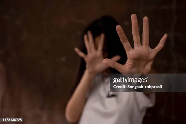 children violence and abused concept - abuse stockfoto's en -beelden