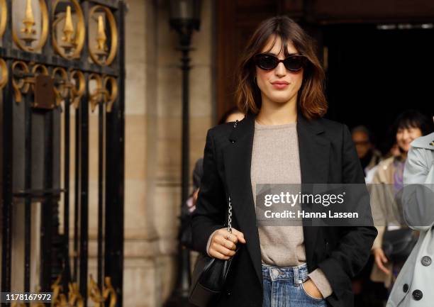 Jeanne Damas wearing Stella McCartney outside Stella McCartney during Paris Fashion Week Womenswear Spring Summer 2020 on September 30, 2019 in...