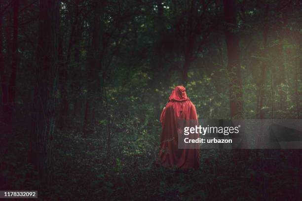 little red riding hood - cape garment stock pictures, royalty-free photos & images