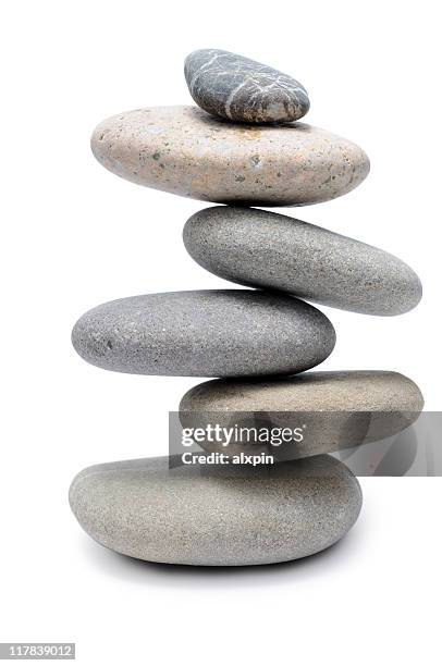 pila di pietre equilibrato - equilibrio foto e immagini stock