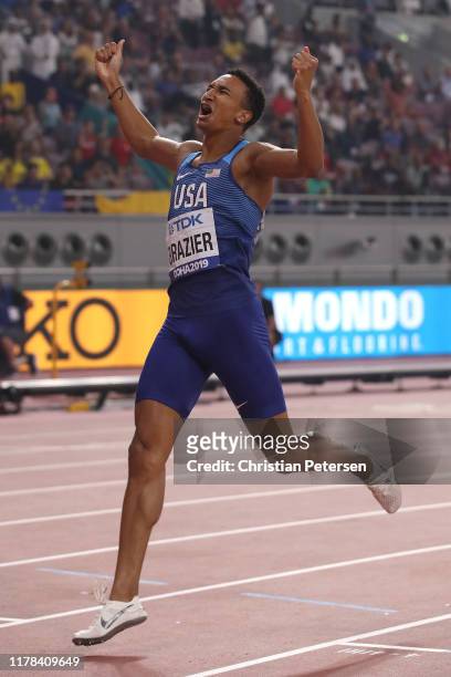 Donavan Brazier of the United States celebrates winning gold as he crosses the finish line in the Men's 800 Metres final during day five of 17th IAAF...