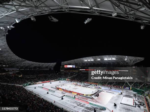 Wide view of the stadium as the Calgary Flames take on the Winnipeg Jets during the 2019 Tim Hortons NHL Heritage Classic at Mosaic Stadium on...