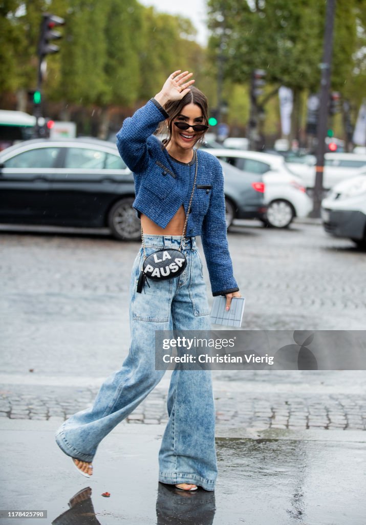 Street Style : Paris Fashion Week - Womenswear Spring Summer 2020 : Day Nine