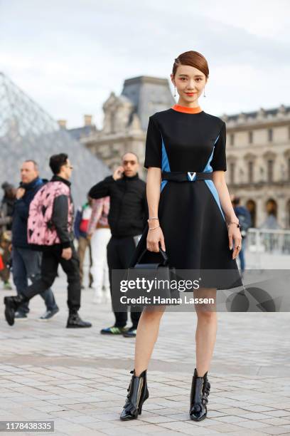 Elva Ni wearing Louis Vuitton outfit outside Louis Vuitton show during Paris Fashion Week Womenswear Spring Summer 2020 on October 01, 2019 in Paris,...