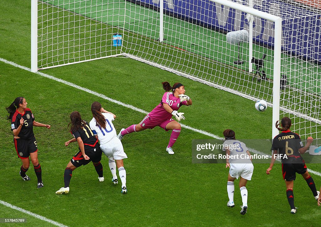 Japan v Mexico: Group B - FIFA Women's World Cup 2011