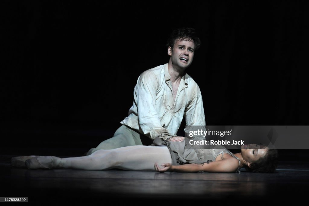 The Royal Ballet's Production Of Kenneth MacMillan's "Manon"