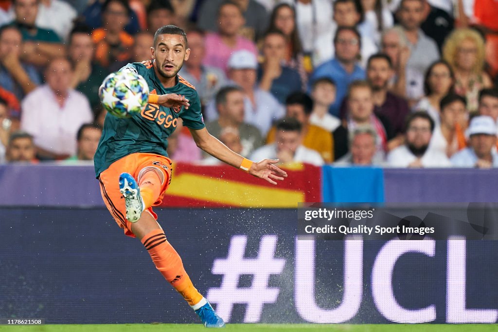 Valencia CF v AFC Ajax: Group H - UEFA Champions League