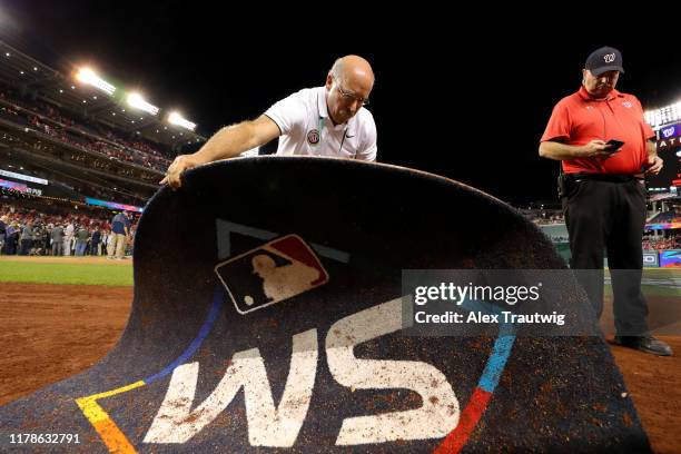 Mlb Authenticator Photos and Premium High Res Pictures - Getty Images