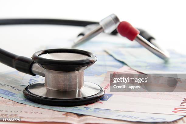 healthy money - papiergeld stock pictures, royalty-free photos & images