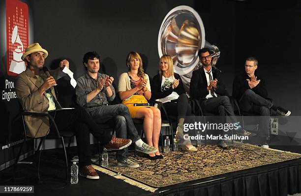 Brad Rizzo 179 Carmen Rizzo Stock Photos, High-Res Pictures, and Images - Getty Images