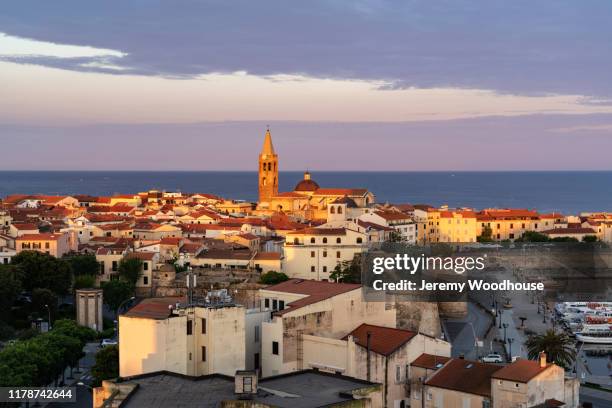 elevated view of the centro storico of sassari at dawn - alghero fotografías e imágenes de stock