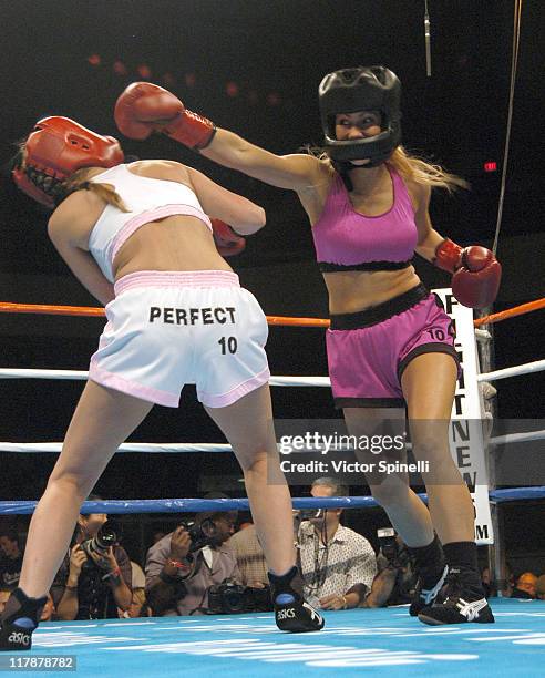 Model Boxing Perfect 10 Model Boxing Photos and Premium High Res Pictures - Getty Images