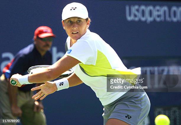 Monica Seles scores an impressive straight-set victory over Martina Hingis at the US Open, 6-4, 6-2.
