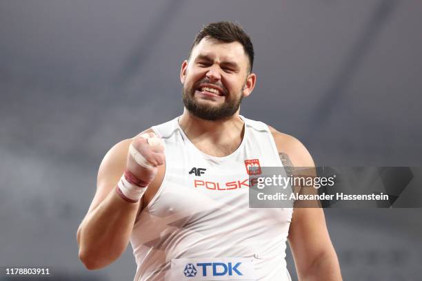 Konrad Bukowiecki of Poland competes in the Men's Shot Put qualification during day seven of 17th IAAF World Athletics Championships Doha 2019 at...