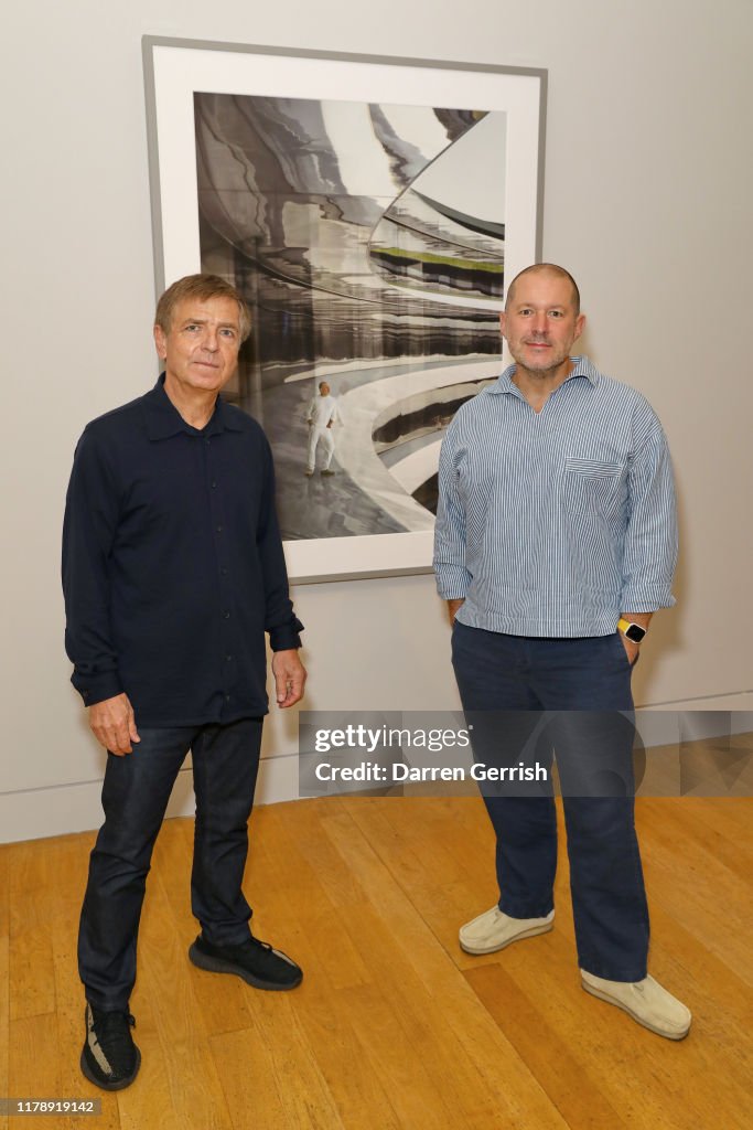 National Portrait Gallery Unveils Major New Portrait Commission of Sir Jonathan Ive By Andreas Gursky