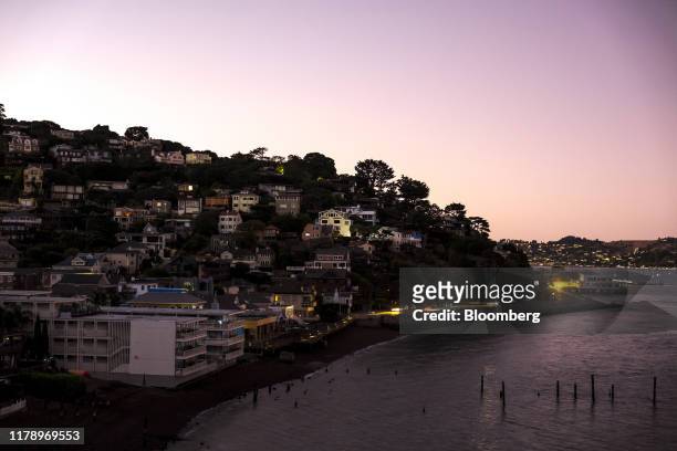 Homes stand during a blackout in Sausalito, California, U.S., on Tuesday, Oct. 29, 2019. Californians in the midst of another round of blackouts as...