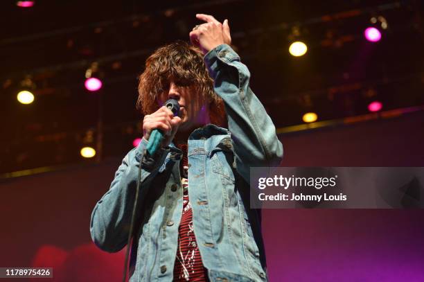 Kellin Quinn of Sleeping With Sirens performs on stage during "Threesome Tour" at The Fillmore Miami Beach on October 29, 2019 in Miami Beach,...